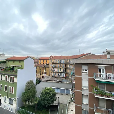 Daire Chavez Milano